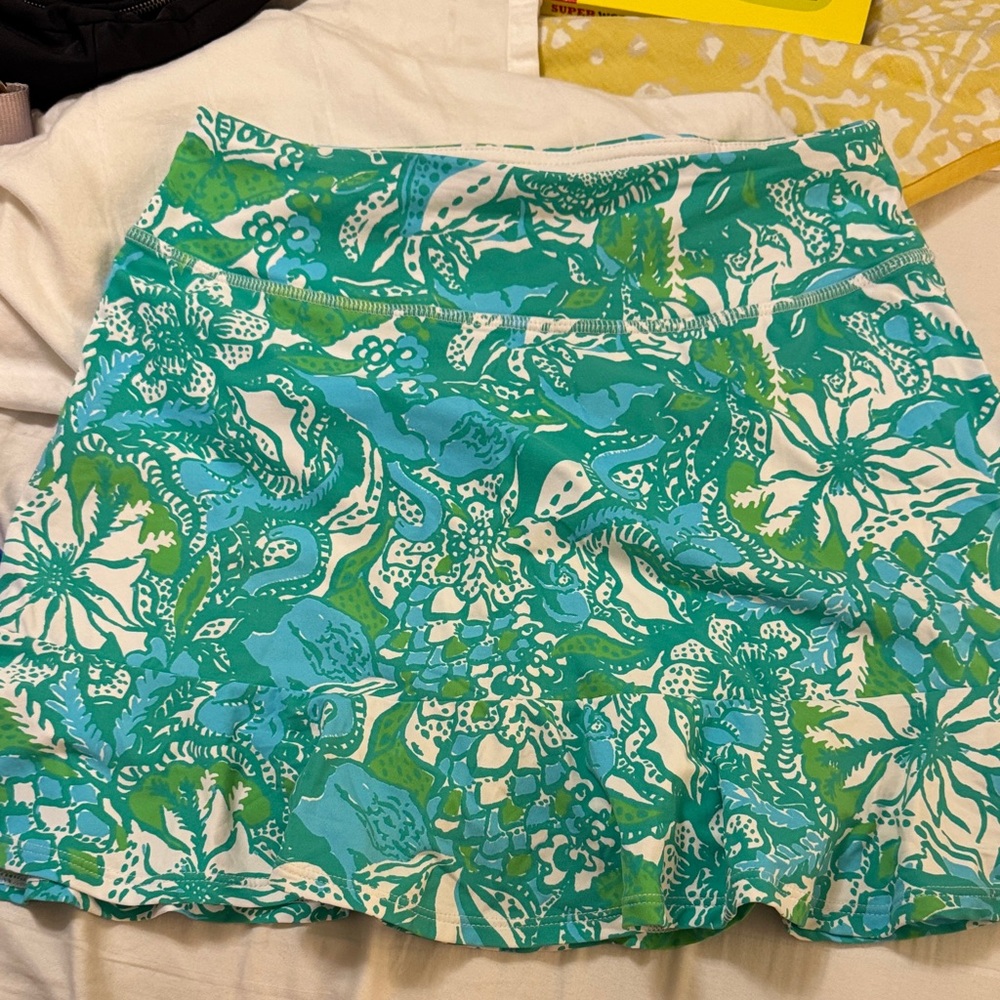 Lilly Pulitzer “Botanical Green Safari Sangria” print, High Rise Skort.